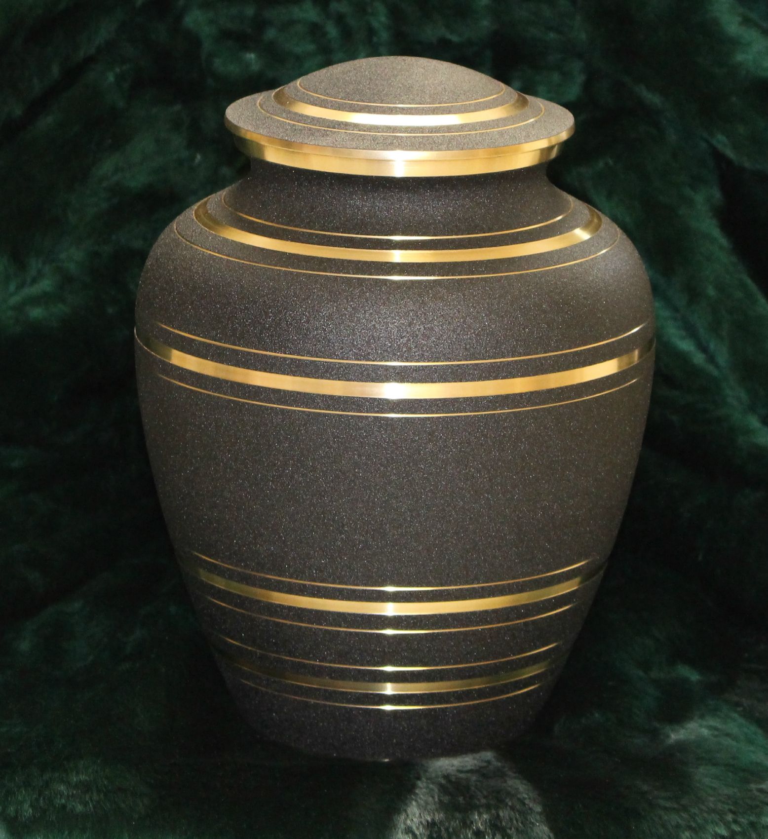 Urns and Urn Vaults Superior Vault Company Ltd.